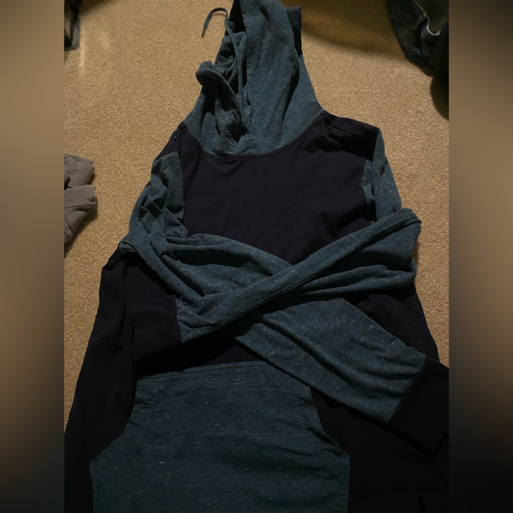 Aeropostale men’s sweatshirt size medium